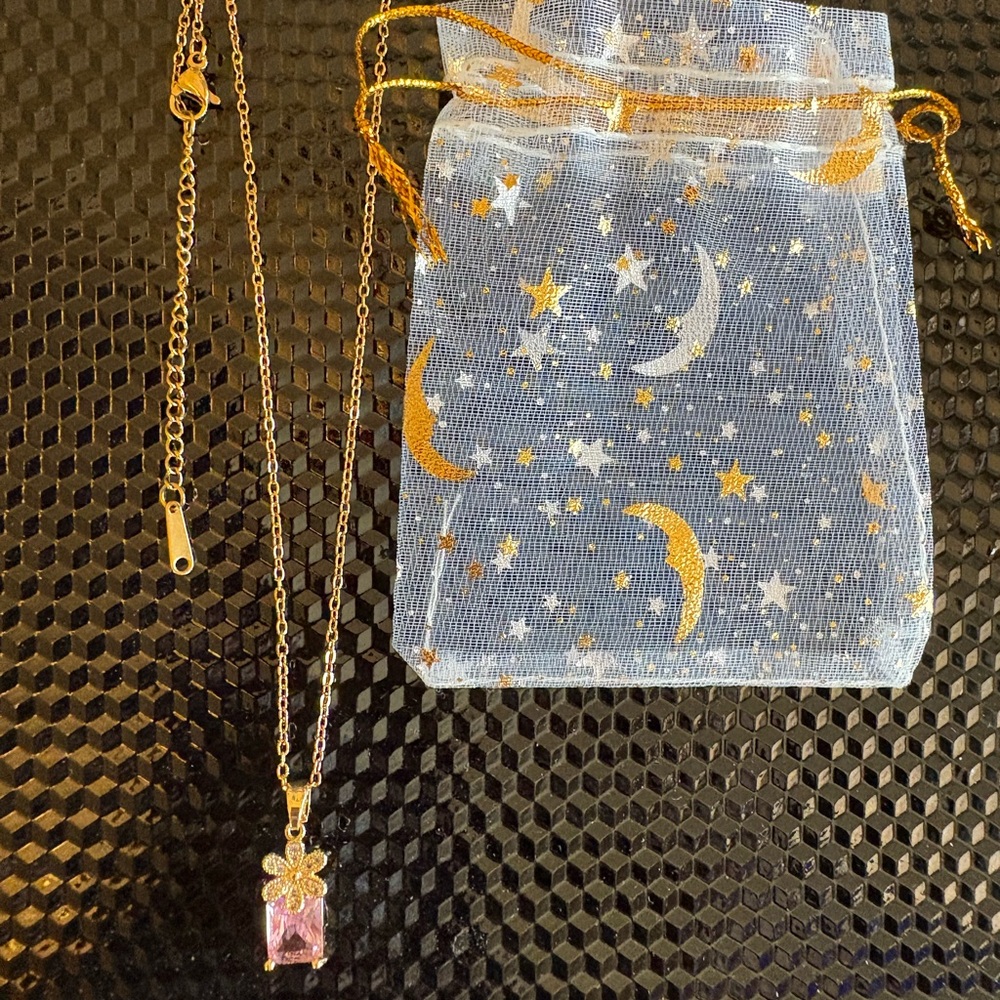 Gold and Pink Flower Pendant Necklace - Picture 5 of 6